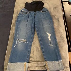 Postpartum Cropped Distressed Denim